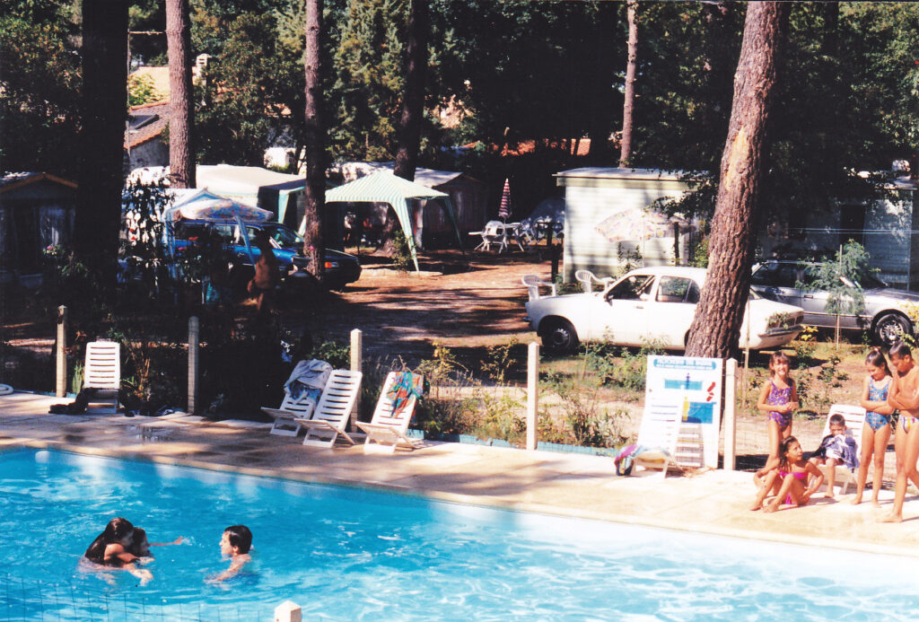Charlotte + Gaelle au camping 97