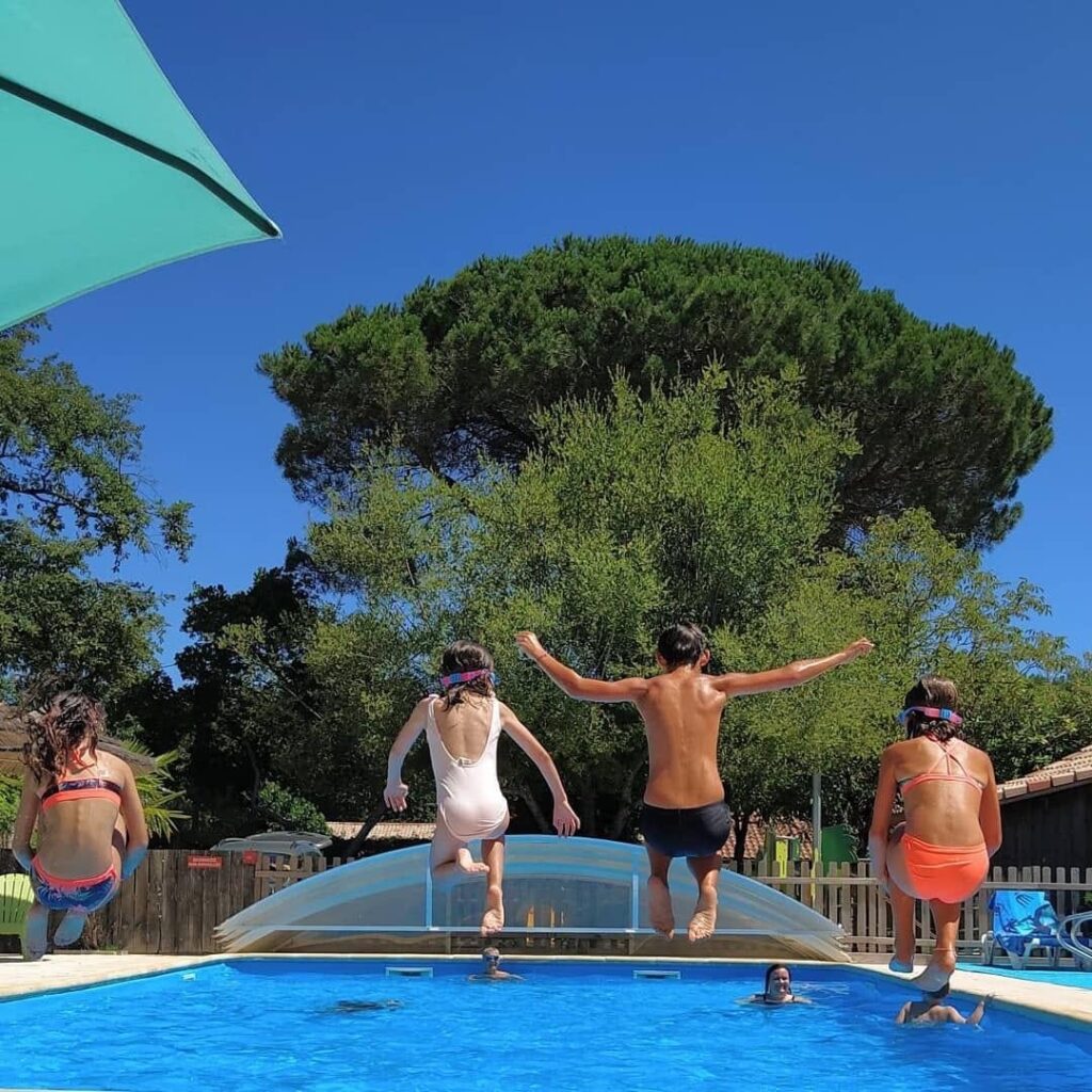 Piscine avec enfants